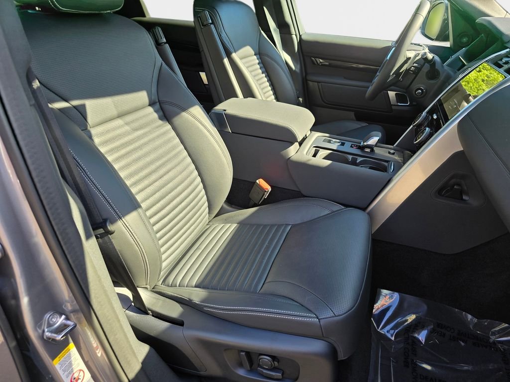Certified Used 2025 Gray Land Rover S image 10