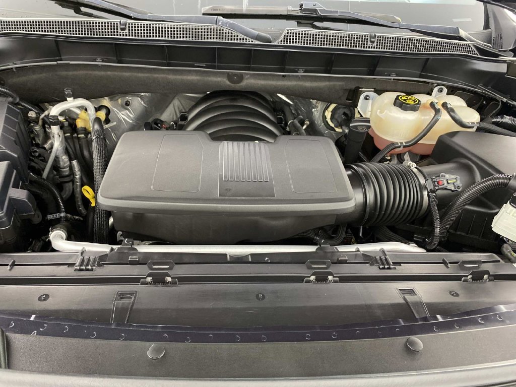 Used 2023 Gray Chevrolet Premier image 32
