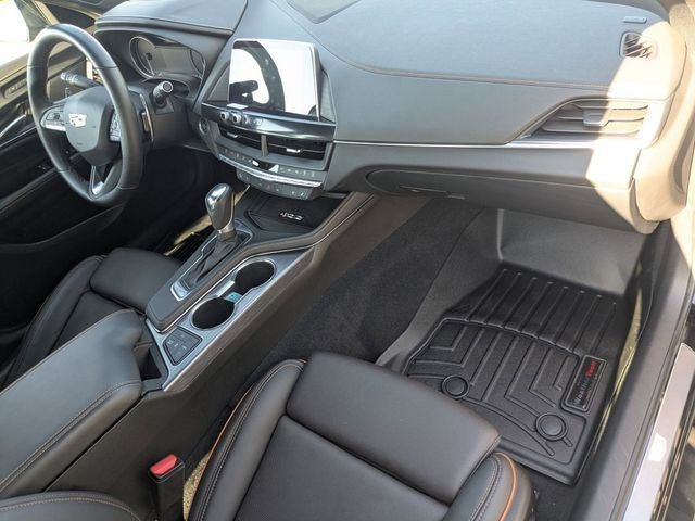 Used 2025 Black Cadillac Sport image 22