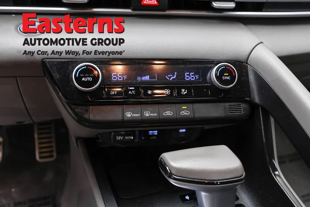 Used 2026 Gray Hyundai SEL Sport image 19