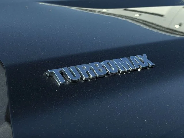 Used 2025 Black Chevrolet LT image 36