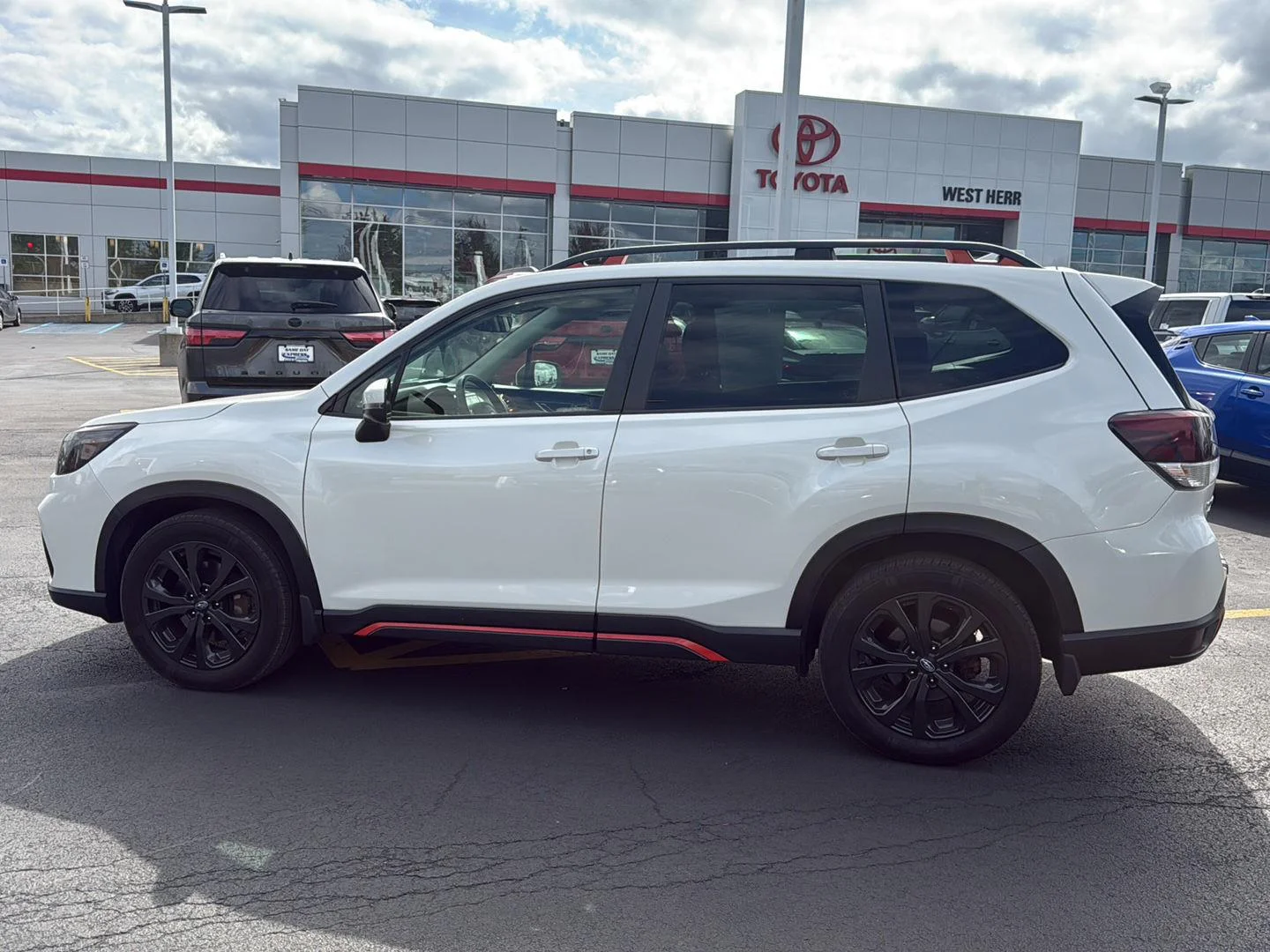 Used 2020 Crystal White Pearl Subaru Sport image 5