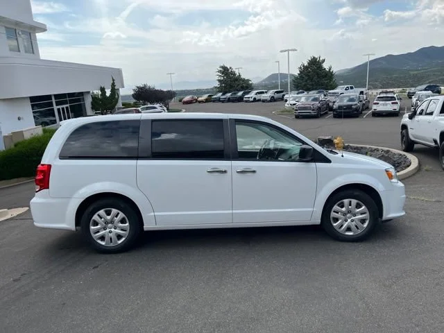 Used 2019 White Knuckle Clearcoat Dodge SE image 6