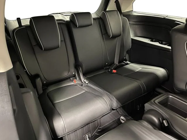 New 2026 Platinum White Pearl Honda Touring image 28