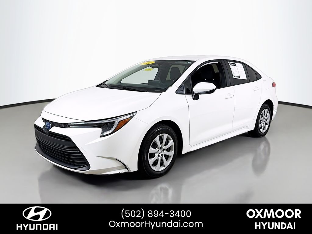 Used 2025 Ice Cap Toyota Hybrid LE image 3