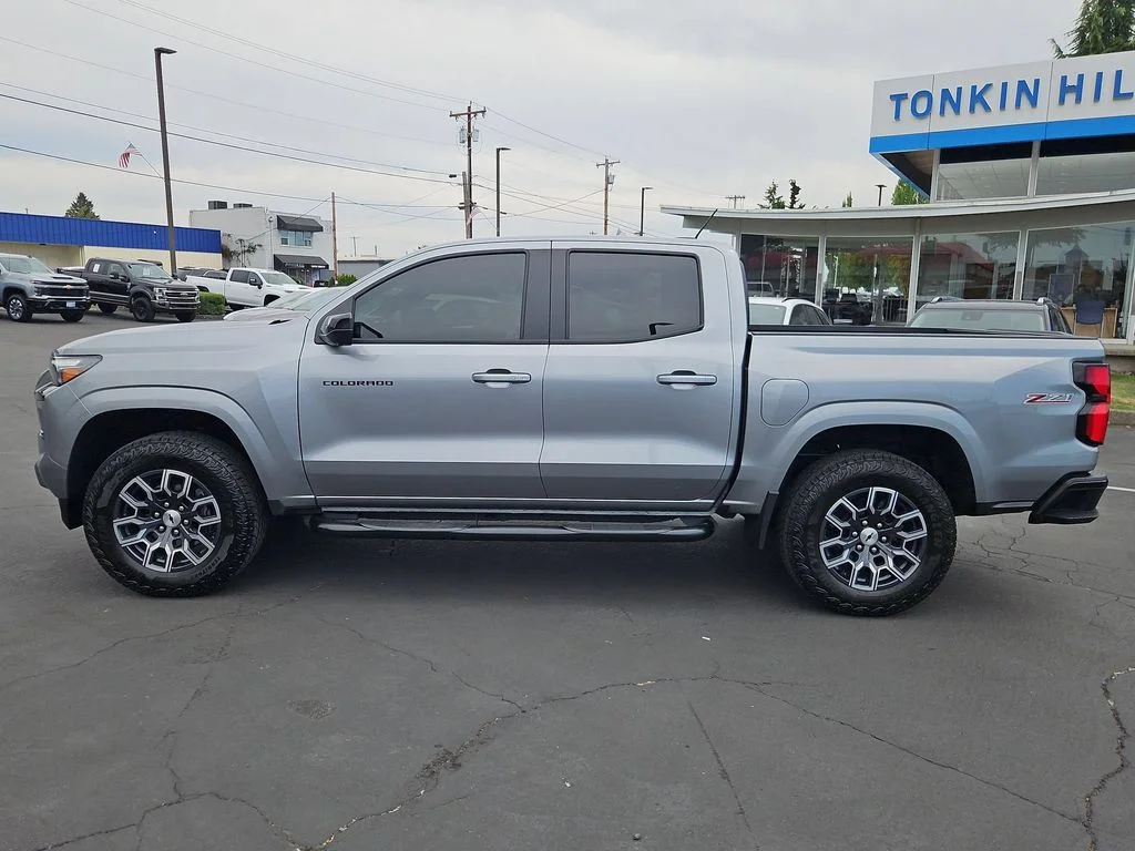 Used 2026 Sterling Gray Metallic Chevrolet Z71 image 3