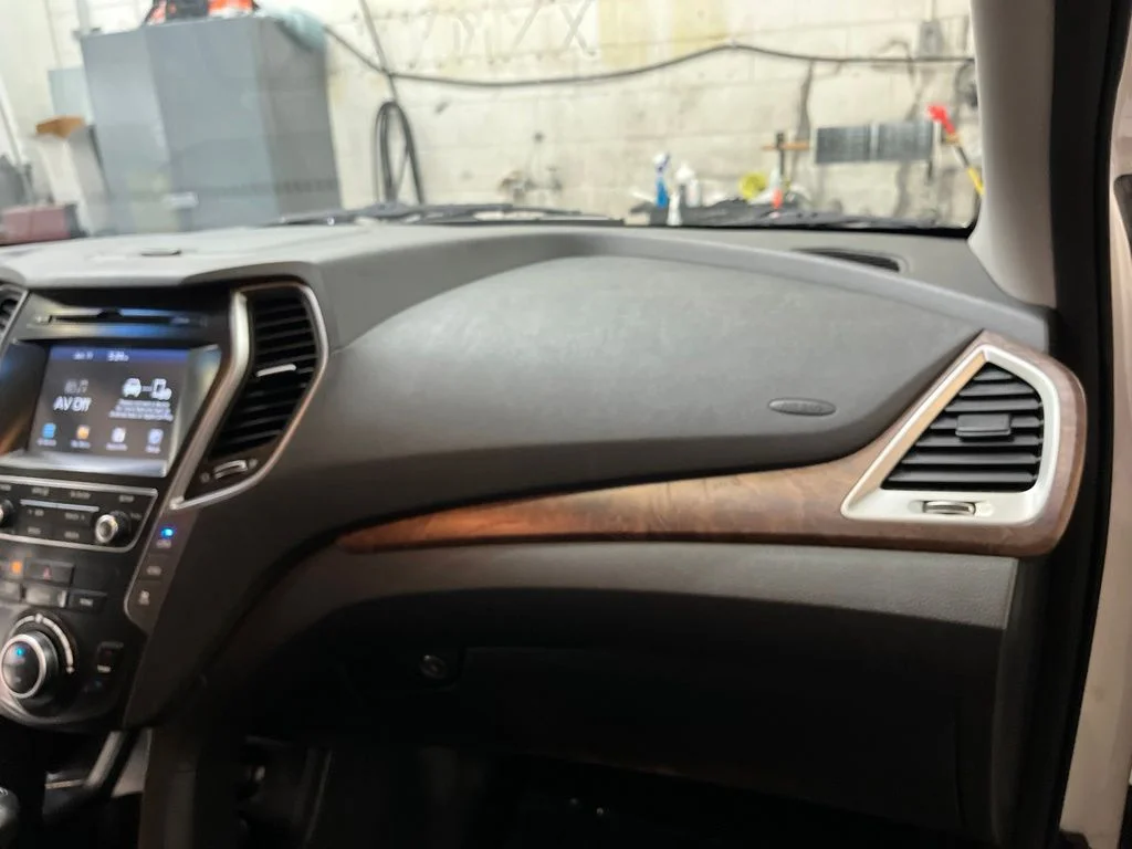 Used 2019 White Hyundai SE image 37