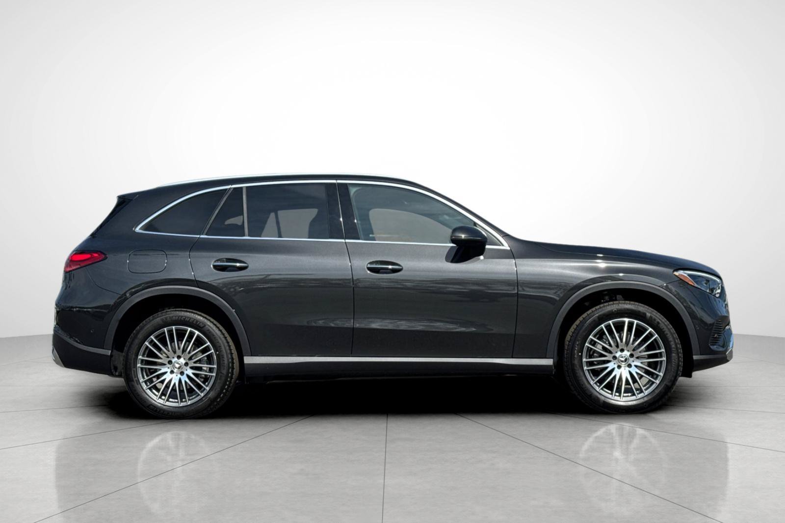Certified Used 2026 Gray Mercedes-Benz GLC 300 image 32