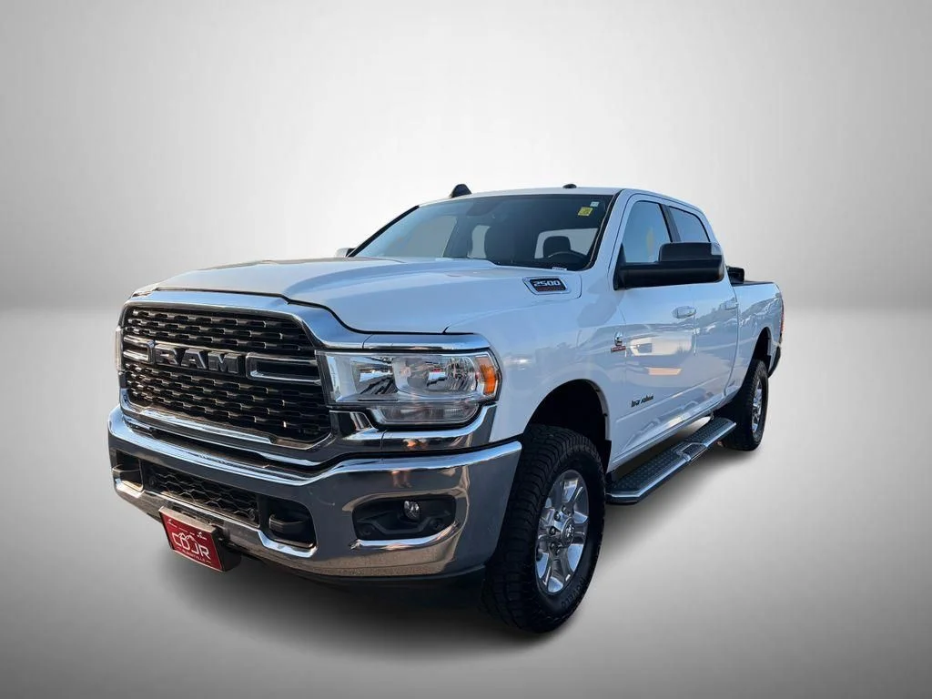Used 2022 White Ram Big Horn image 2