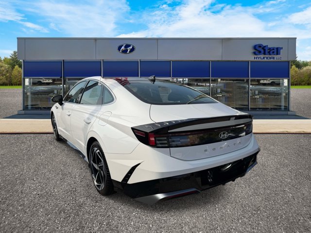 Used 2024 Serenity White Hyundai SEL image 3