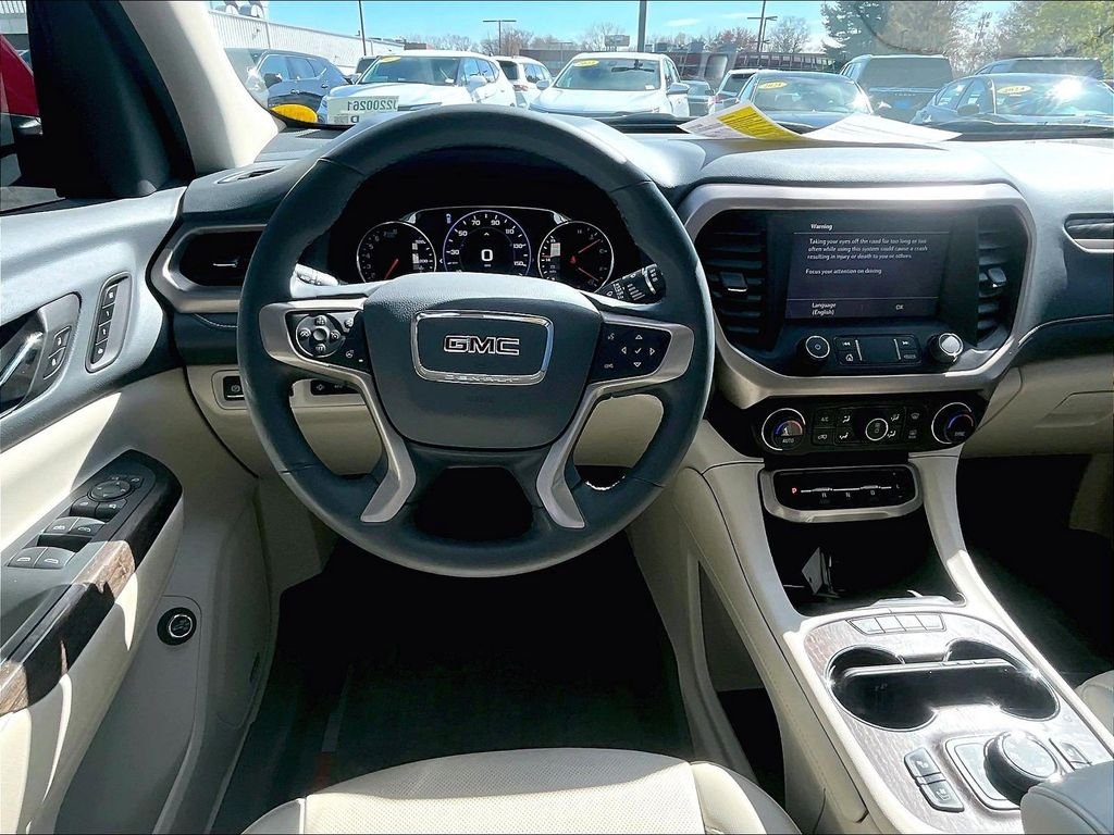 Used 2023 Red GMC Denali image 17