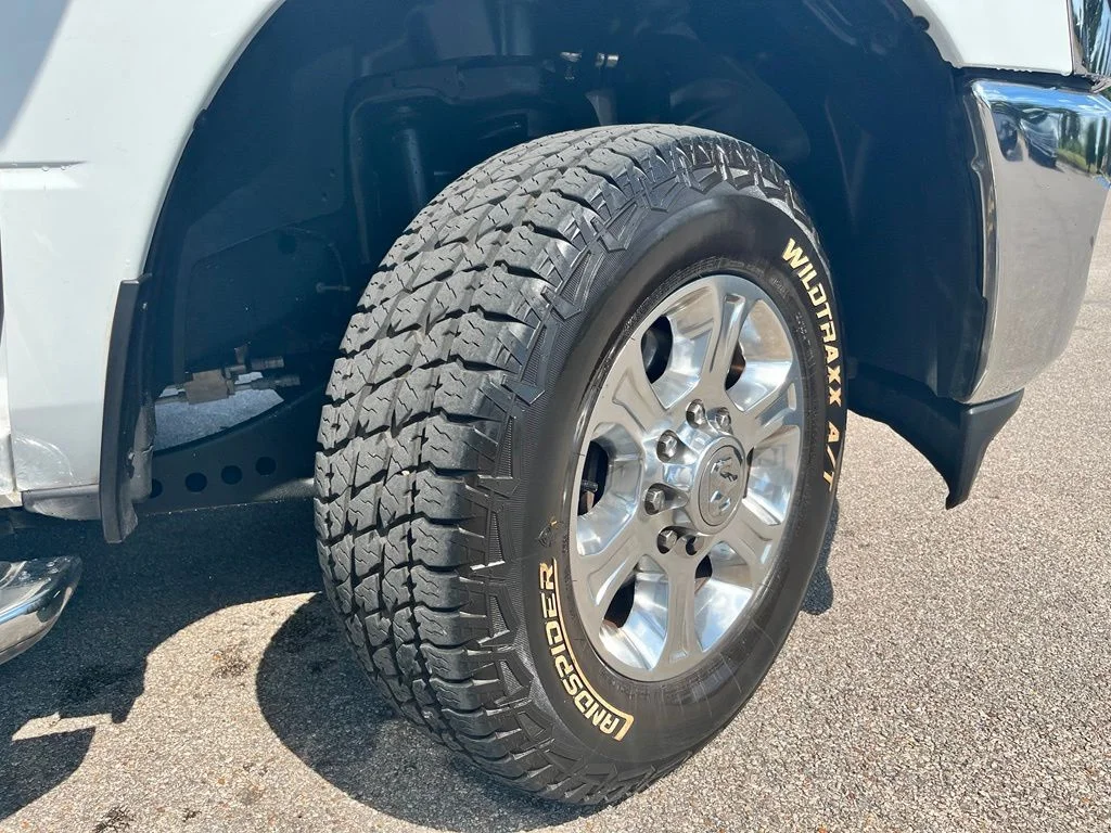 Used 2024 White Ram Big Horn image 6
