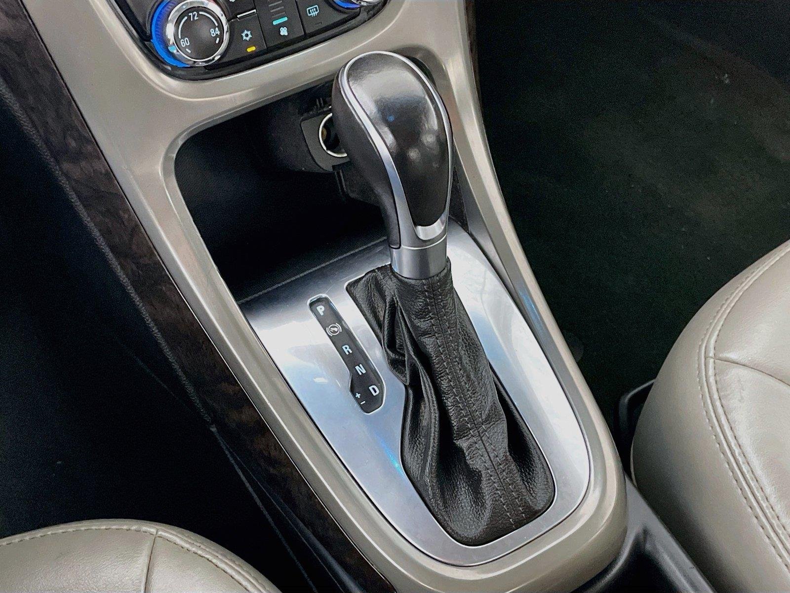Used 2017 SUMMIT WHITE Buick Sport Touring image 18