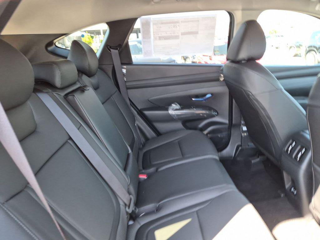 New 2026 Black Hyundai SEL Plus FWD image 30