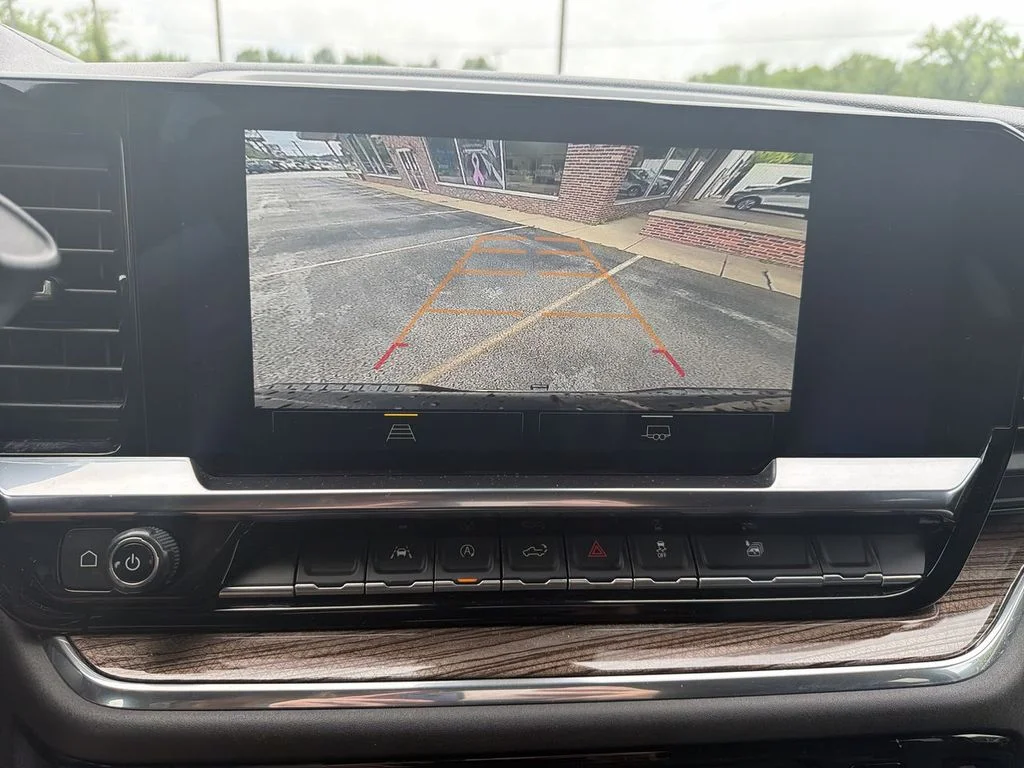 Used 2023 Gray Chevrolet LT image 12