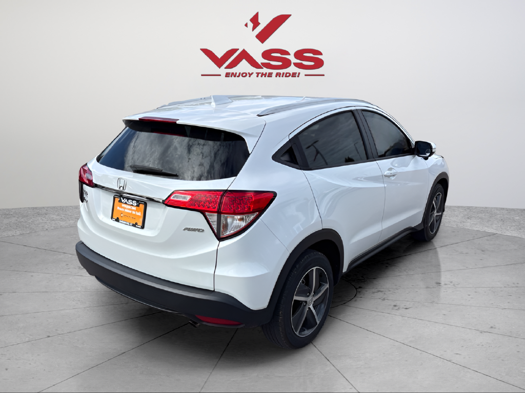 Used 2022 White Honda EX image 5