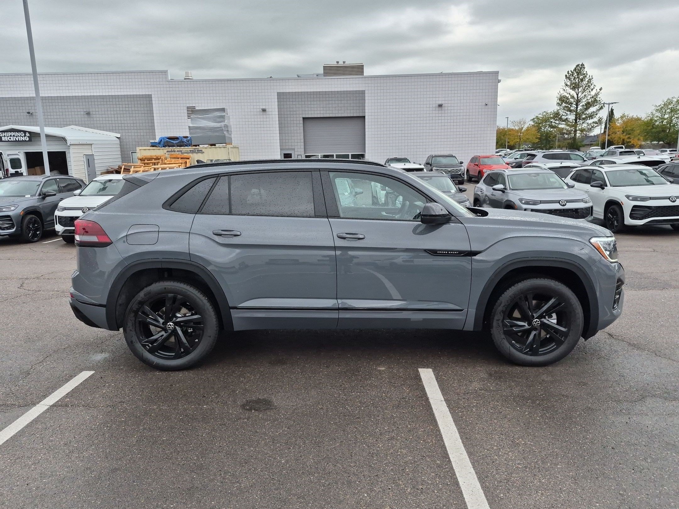New 2026 Pure Gray Volkswagen 2.0T SEL R-Line Black image 2