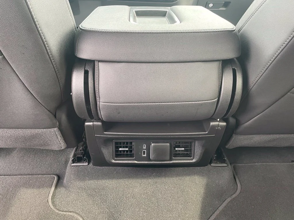Used 2025 Summit White GMC SLT image 23