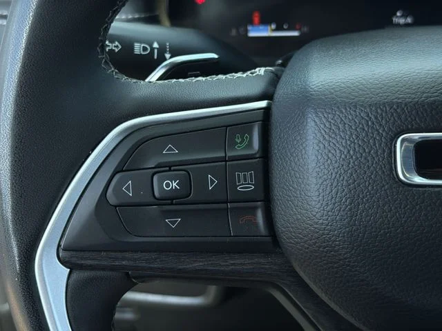 Used 2025 Black Jeep Limited image 19