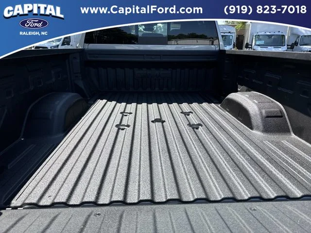 Used 2025 Silver GMC Denali image 16