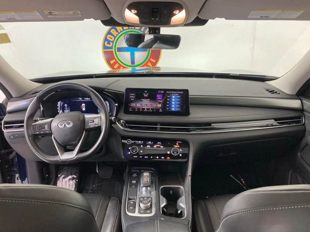 Used 2023 Blue INFINITI LUXE image 9