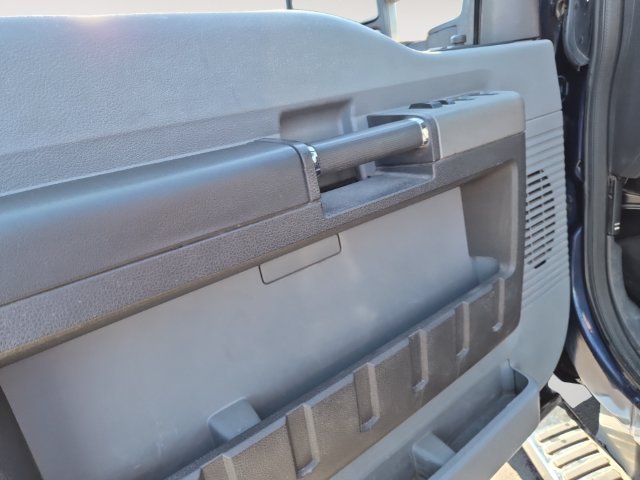 Used 2011 Blue Ford XLT image 10