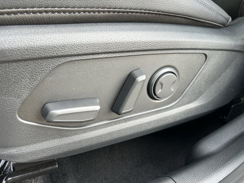 New 2026 Gravity Gray Kia SX Prestige image 19