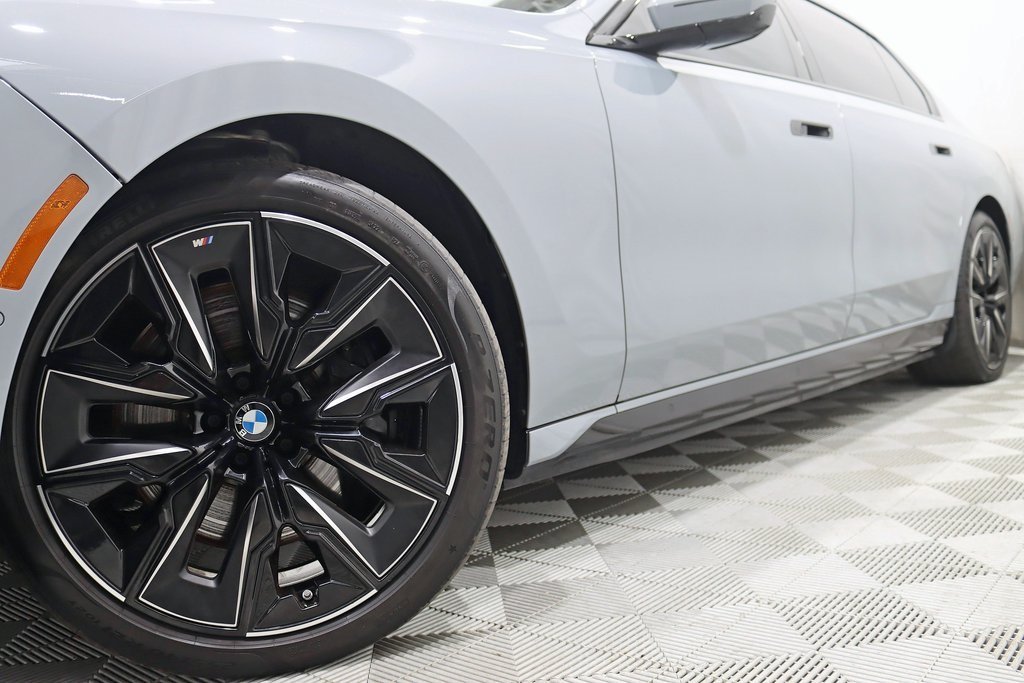 2023 Bmw i7 xDrive60 photo 3