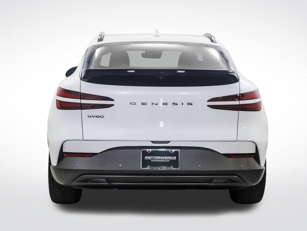 Used 2023 White Genesis Advanced image 4