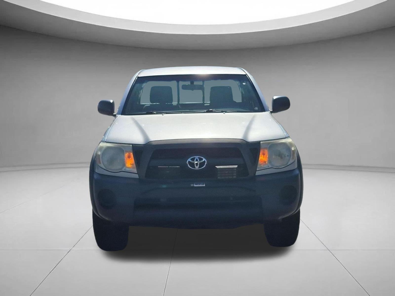 Used 2011  TOYOTA REGCAB image 8