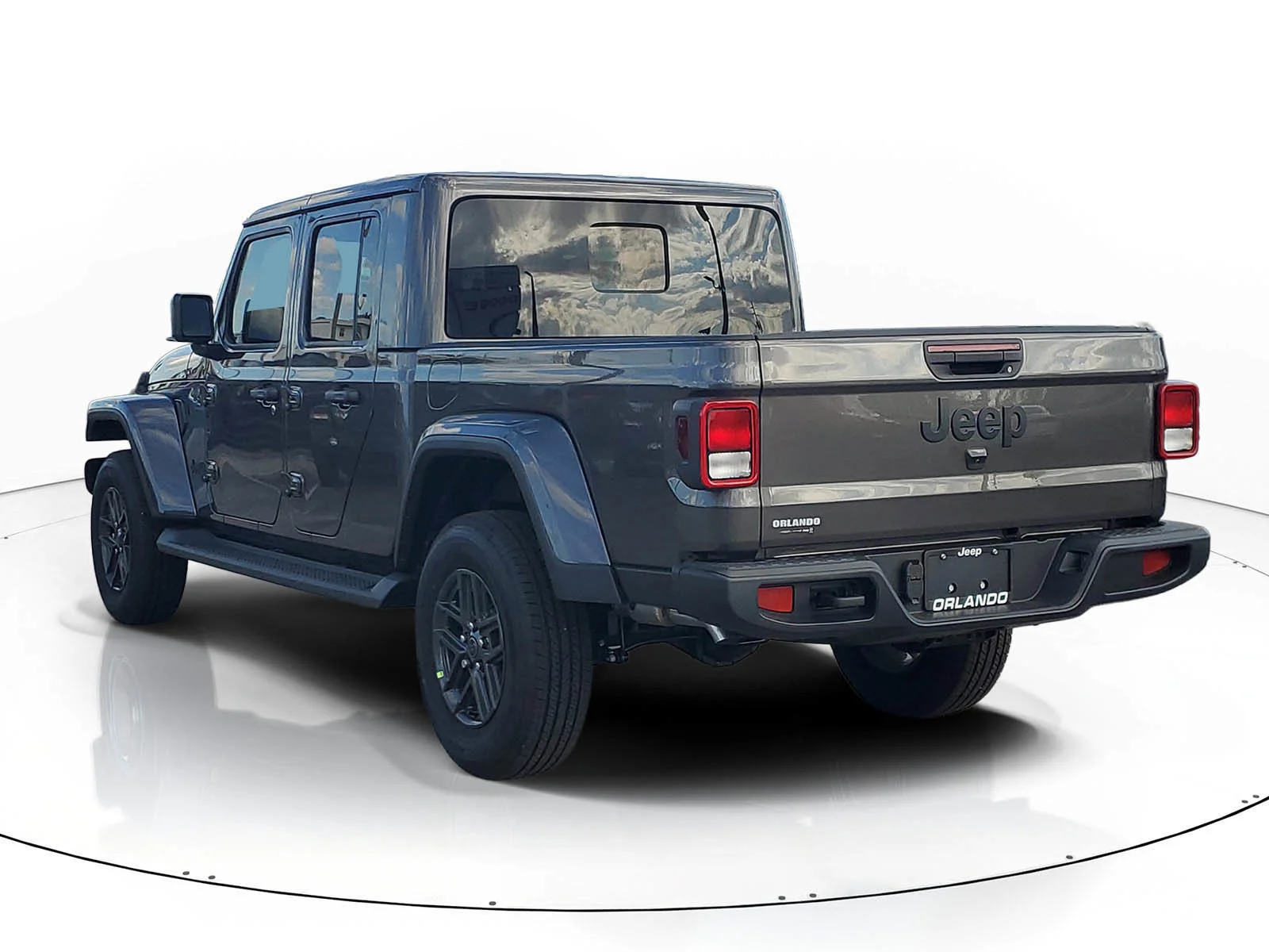 New 2026 Granite Crystal Metallic Clearcoat Jeep Sport S image 3
