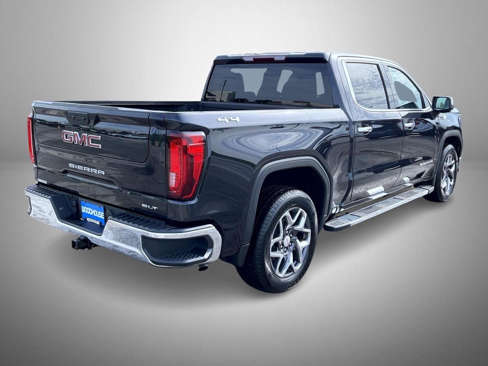Used 2022 Silver GMC SLT image 5