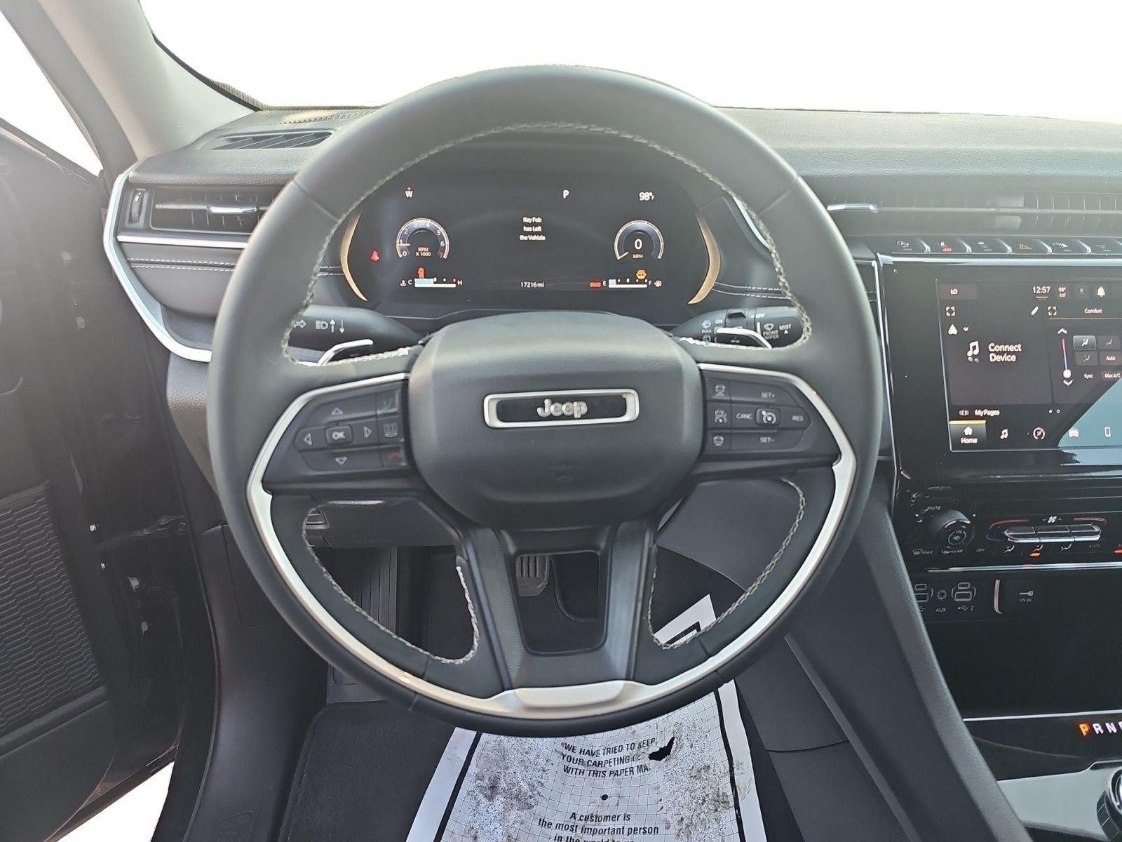 Used 2023 Diamond Black Crystal Pearlcoat Jeep Laredo image 16