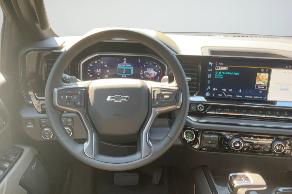 2026 Chevrolet Silverado 1500 ZR2 - Photo 18