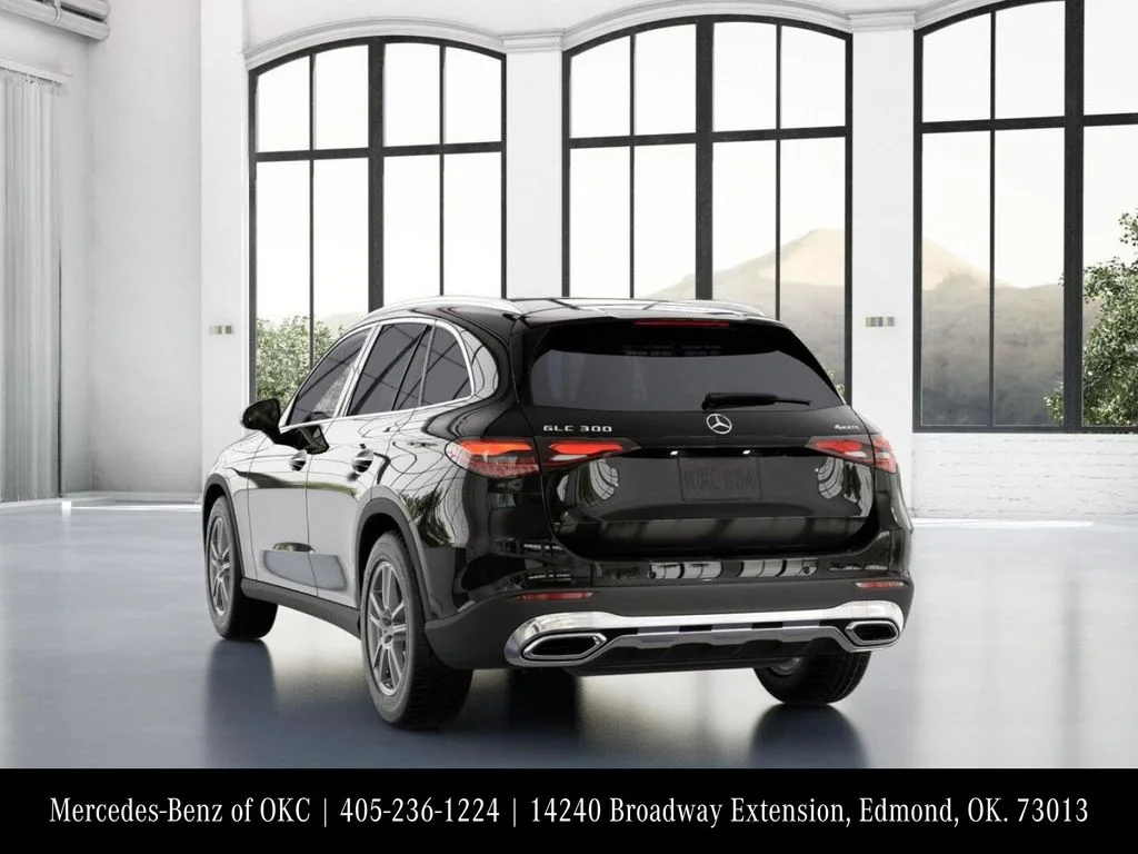 Used 2026 Black Mercedes-Benz GLC 300 image 27