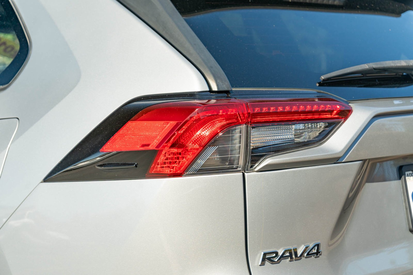 Used 2019 Silver Sky Metallic Toyota XLE image 7