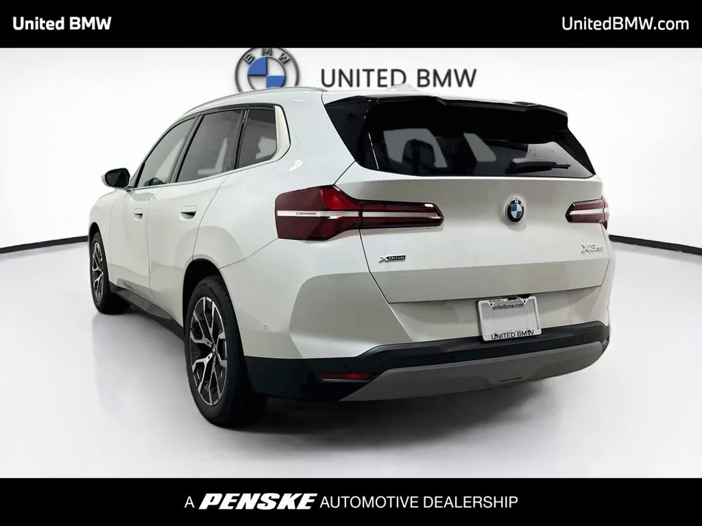 New 2026 Alpine White BMW 30 xDrive image 7