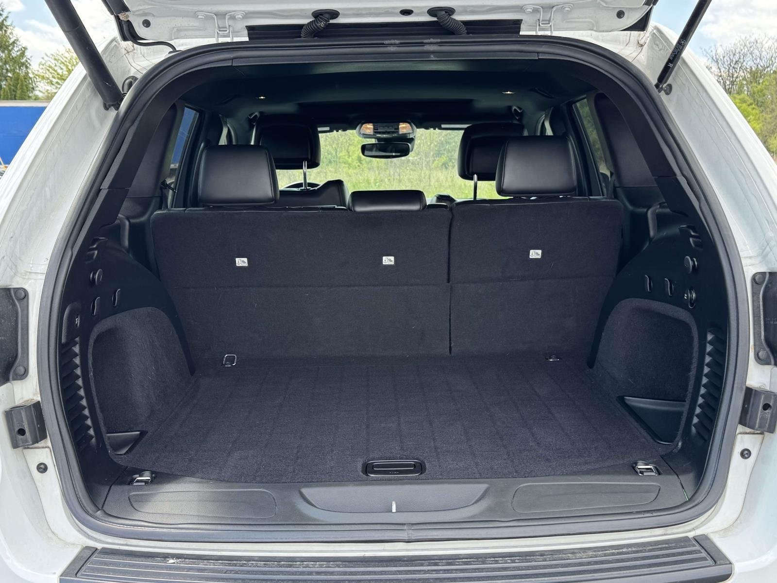 Used 2020 Bright White Clearcoat Jeep Altitude image 19