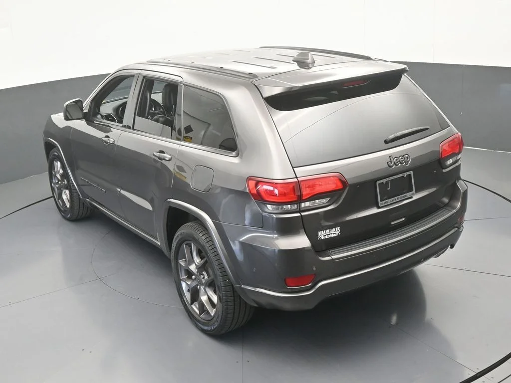 Used 2021 Granite Crystal Metallic Clearcoat Jeep Limited image 48