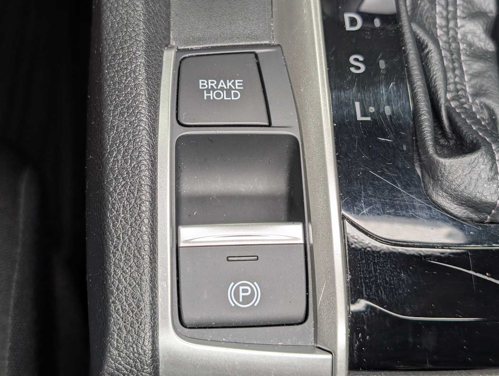 Used 2020 Crystal Black Pearl Honda EX image 27