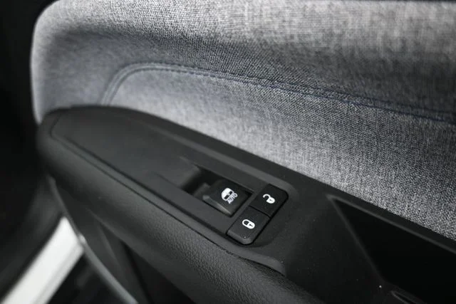 Used 2025 White Jeep Sport image 30