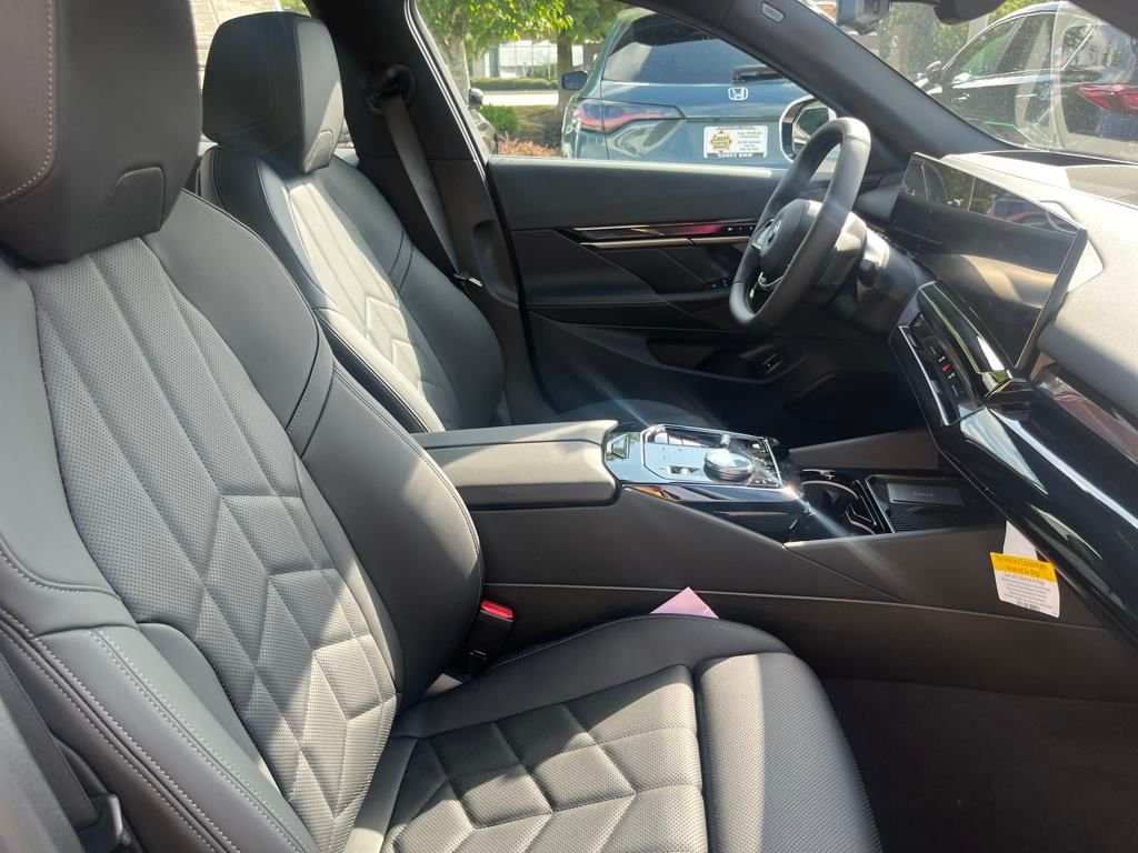 2025 BMW i5 40 - Photo 32