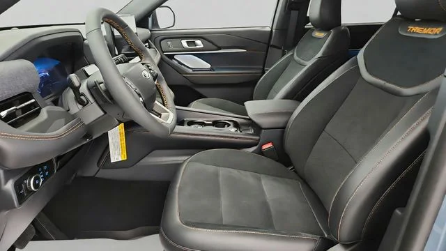 New 2026 Vapor Blue Metallic Ford Tremor® image 37