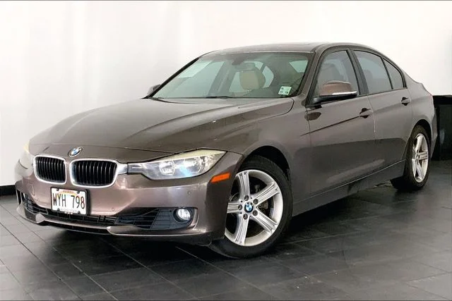 2014 BMW 3 Series 328i Sedan's photo