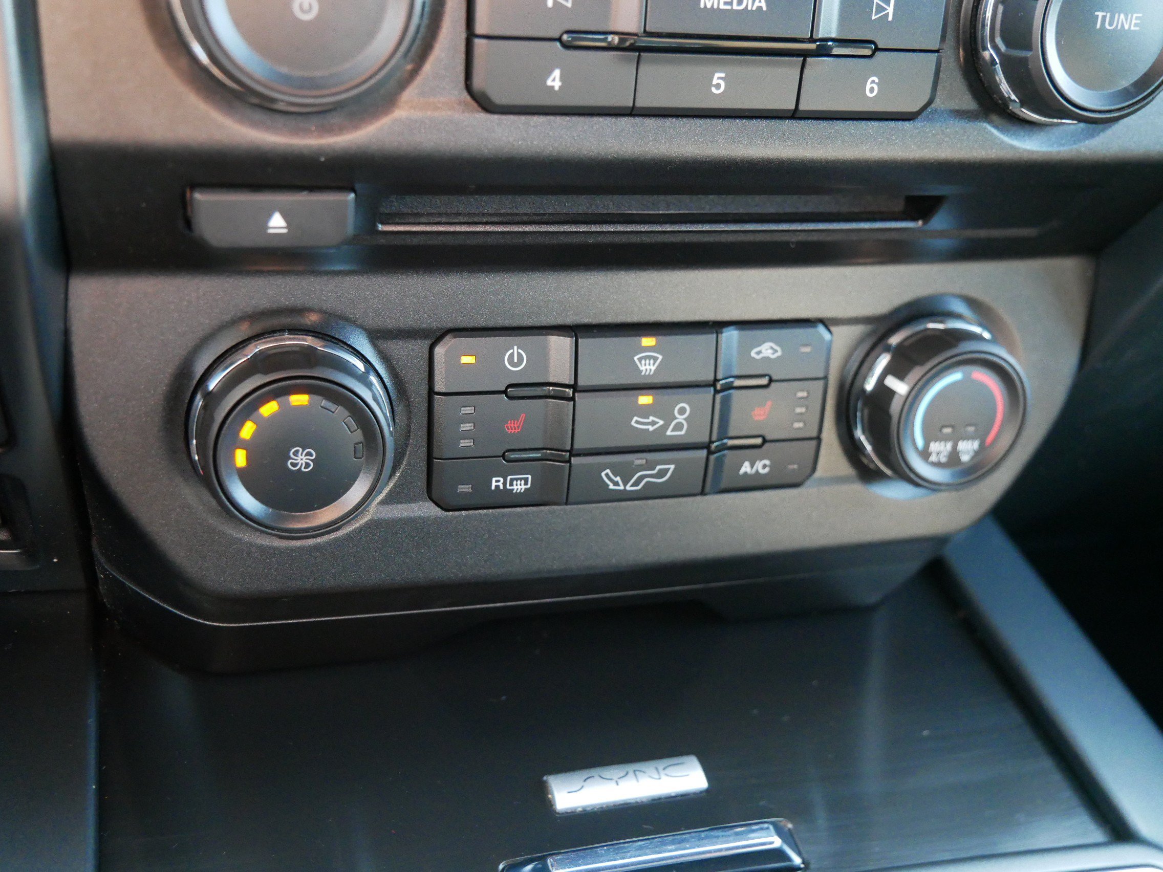 Certified Used 2018 Black Ford XLT image 23