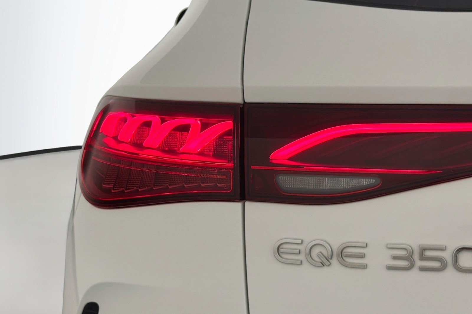 Certified Used 2025 Polar White Mercedes-Benz EQE 350+ image 17