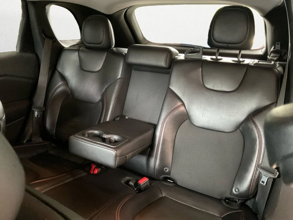 Used 2019 White Jeep Trailhawk image 9