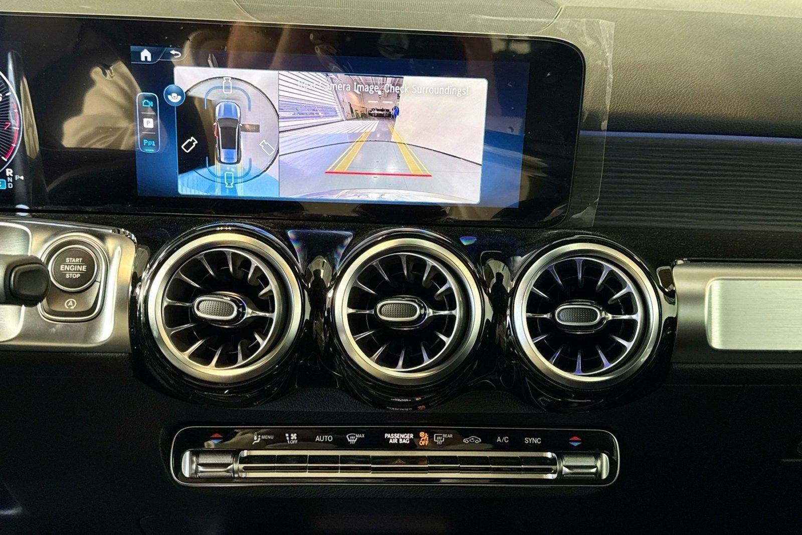 New 2026 Mountain Grey Metallic Mercedes-Benz GLB 250 image 12