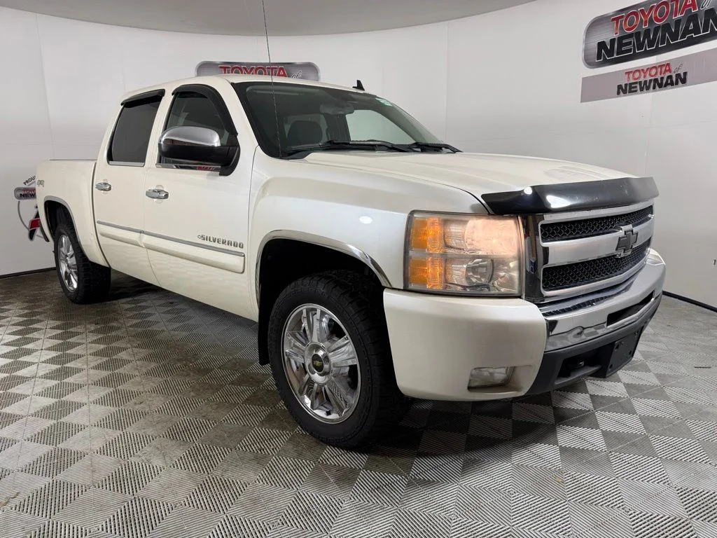 2011 Chevrolet Silverado 1500 LT 4X4 Crew Cab's photo