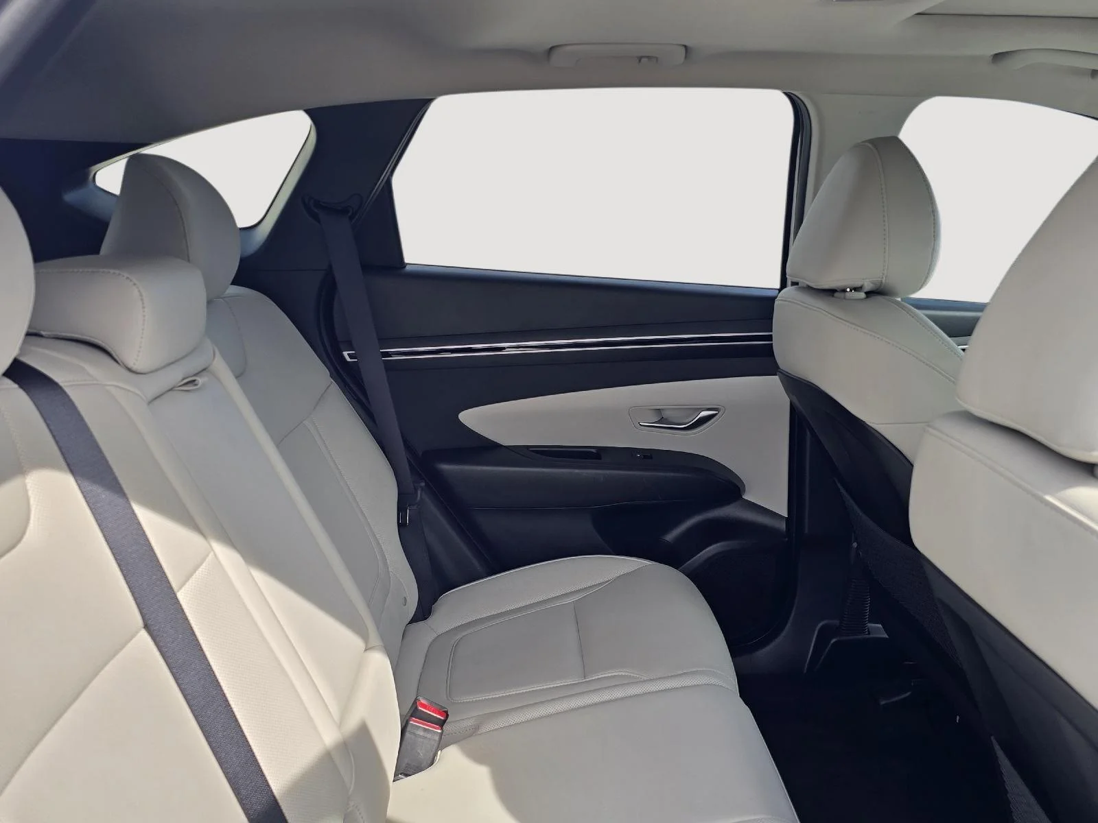 Used 2023 White Hyundai SEL image 22